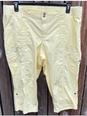 Lee Lemon Yellow Comfort Waist Stretch Cargo Capri Pants 20W